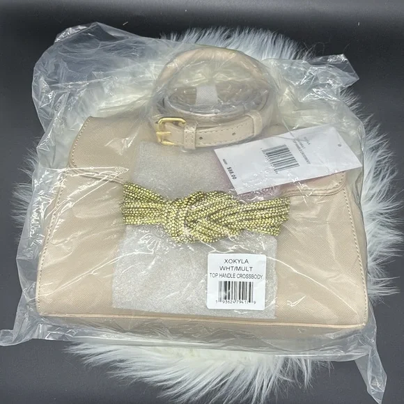 NEW BETSEY JOHNSON XO Kyla Crossbody Purse handbag Bag Oatmeal - Picture 7 of 7